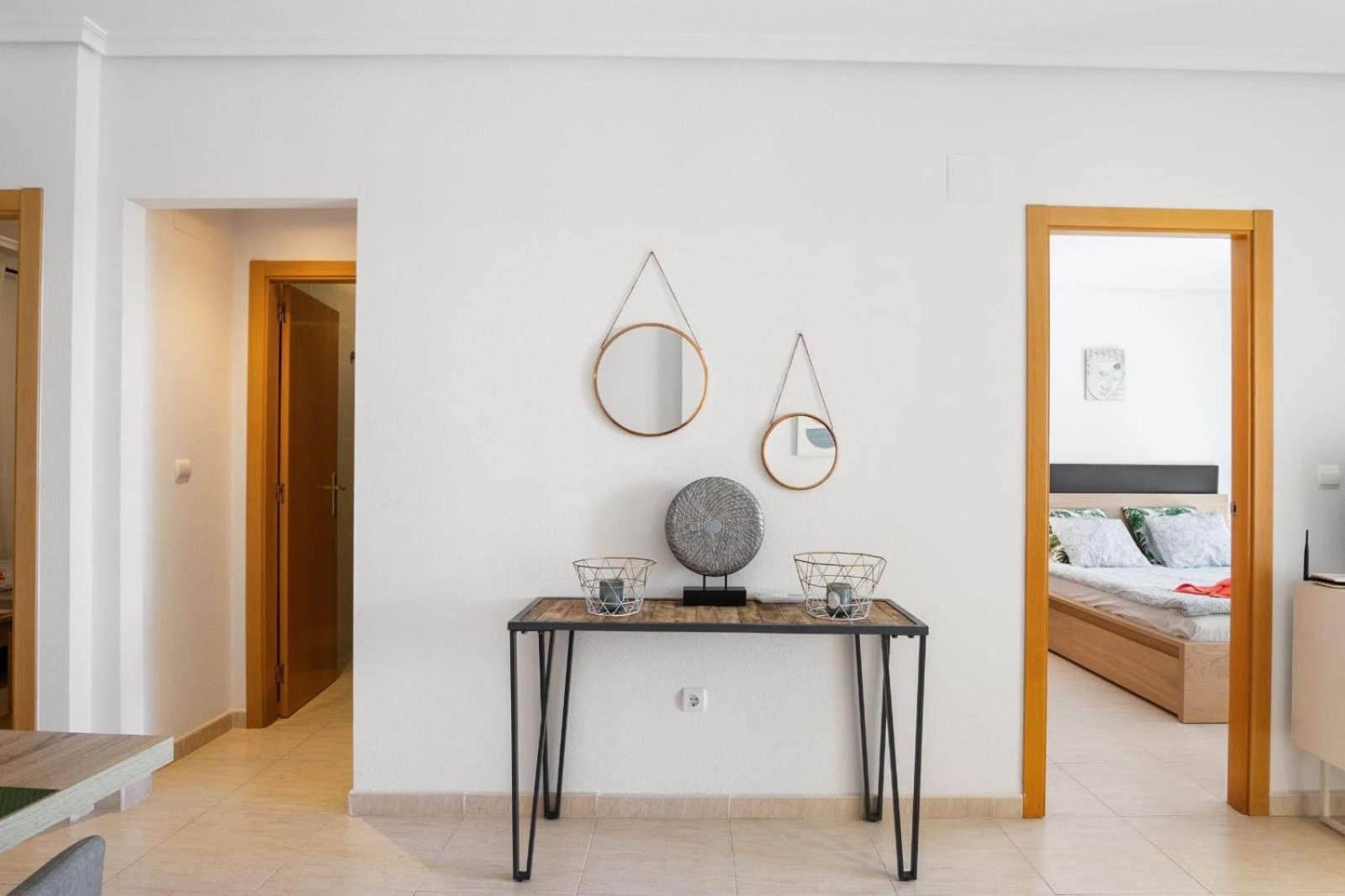 Nice Modern 2 Bed Apartment In Torrievieja Торевиеха Екстериор снимка