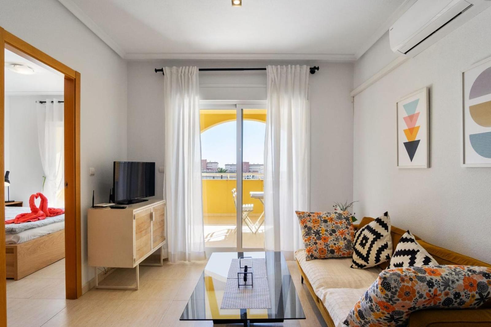 Nice Modern 2 Bed Apartment In Torrievieja Торевиеха Екстериор снимка