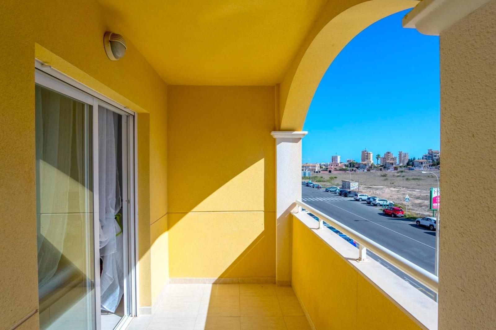 Nice Modern 2 Bed Apartment In Torrievieja Торевиеха Екстериор снимка