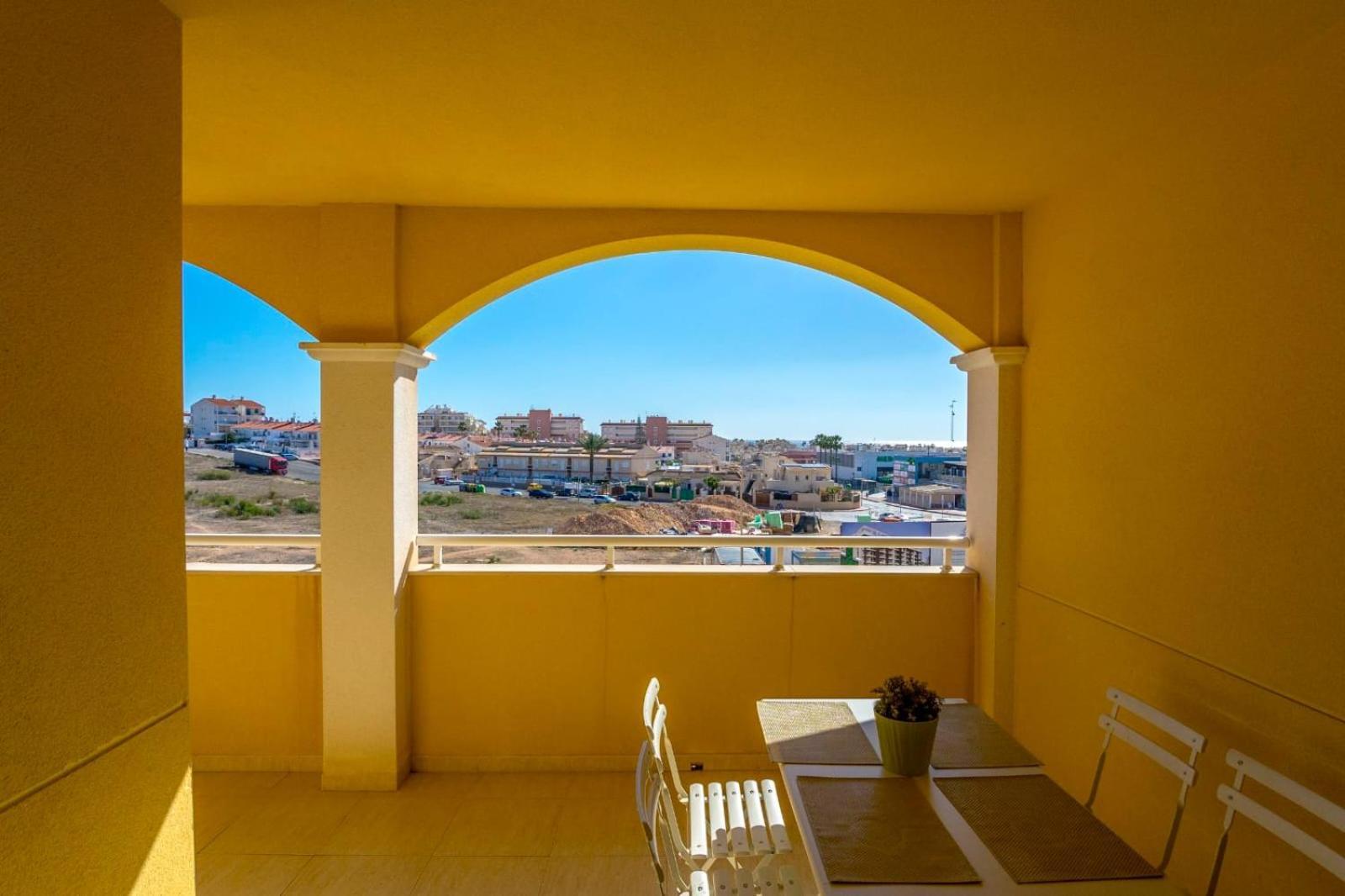 Nice Modern 2 Bed Apartment In Torrievieja Торевиеха Екстериор снимка